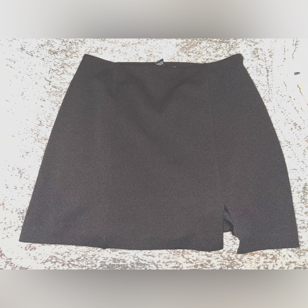 Skirt new from forever 21